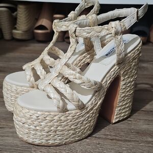 Steve Madden Platform Sandals